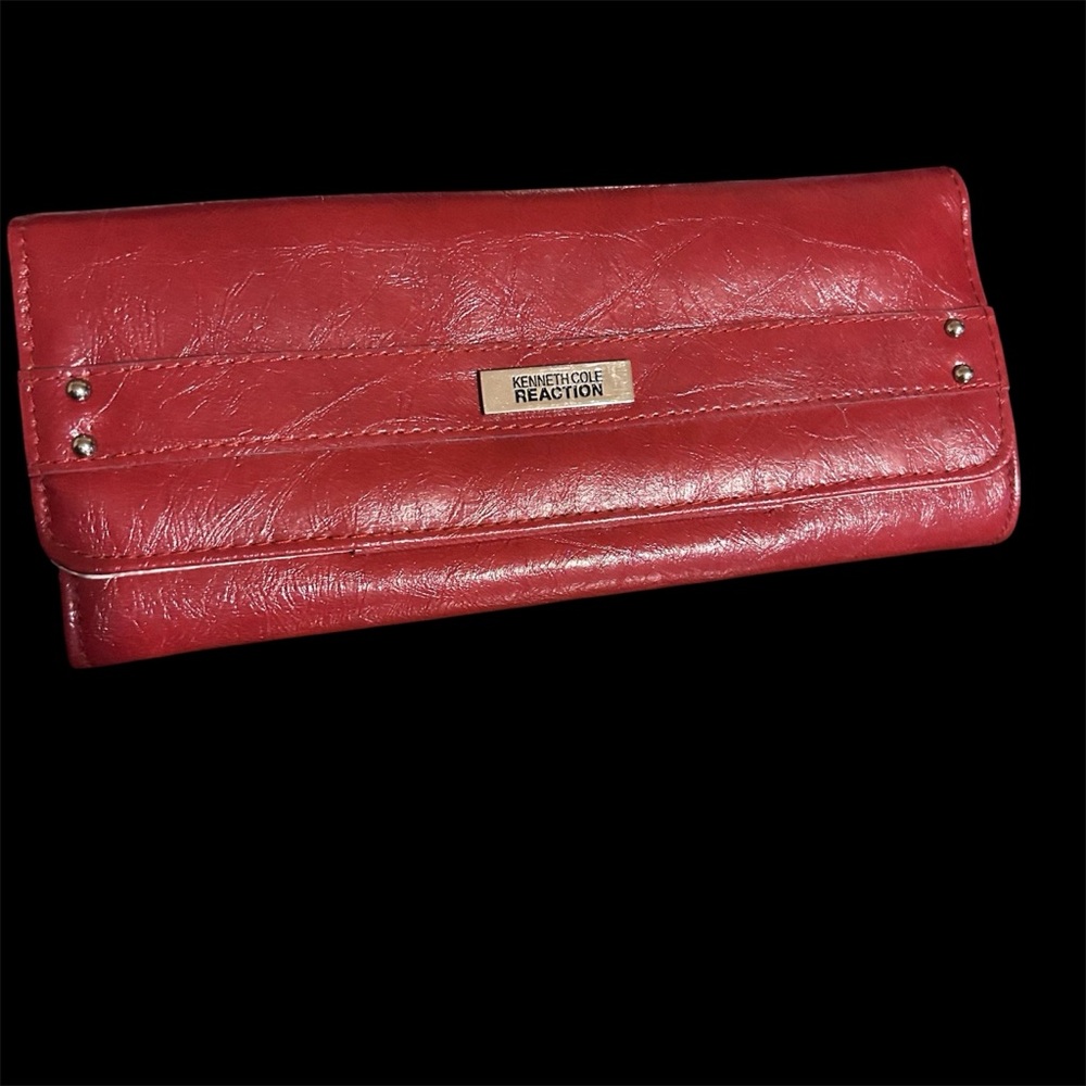 Kenneth Cole Reaction Vibrant Red Wristlet